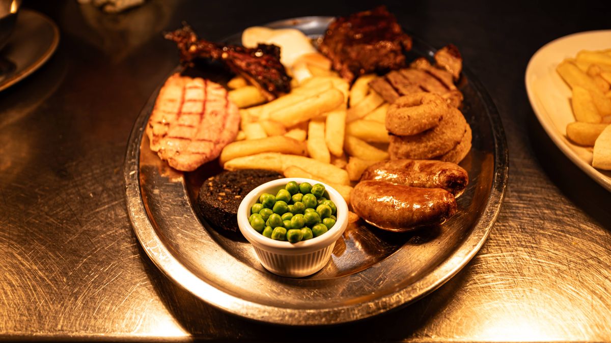 Final days of a major UK pub chain closing all locations after 52 years