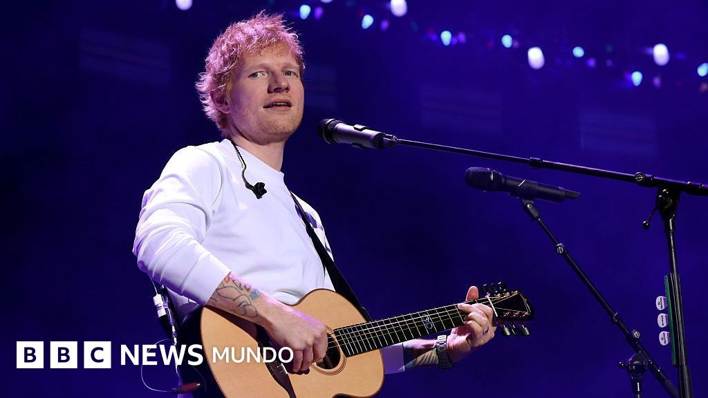 Ed Sheeran performing on the Loop tour amid the Macklemore controversy