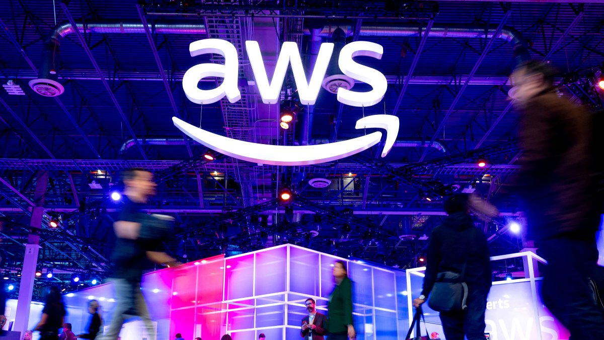 Big Tech companies competing for Türkiye's cloud infrastructure market