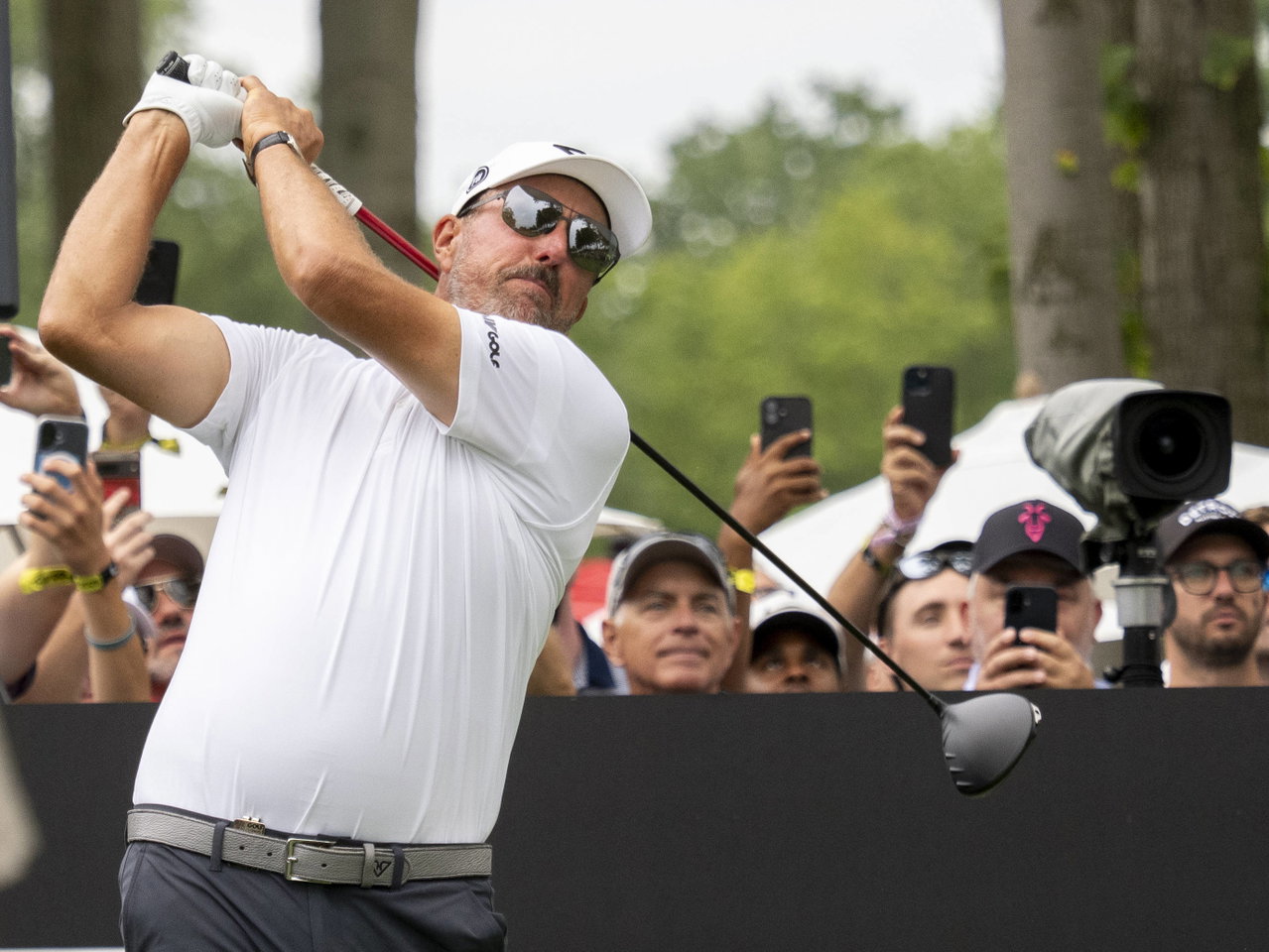 Phil Mickelson's Ex-Caddie