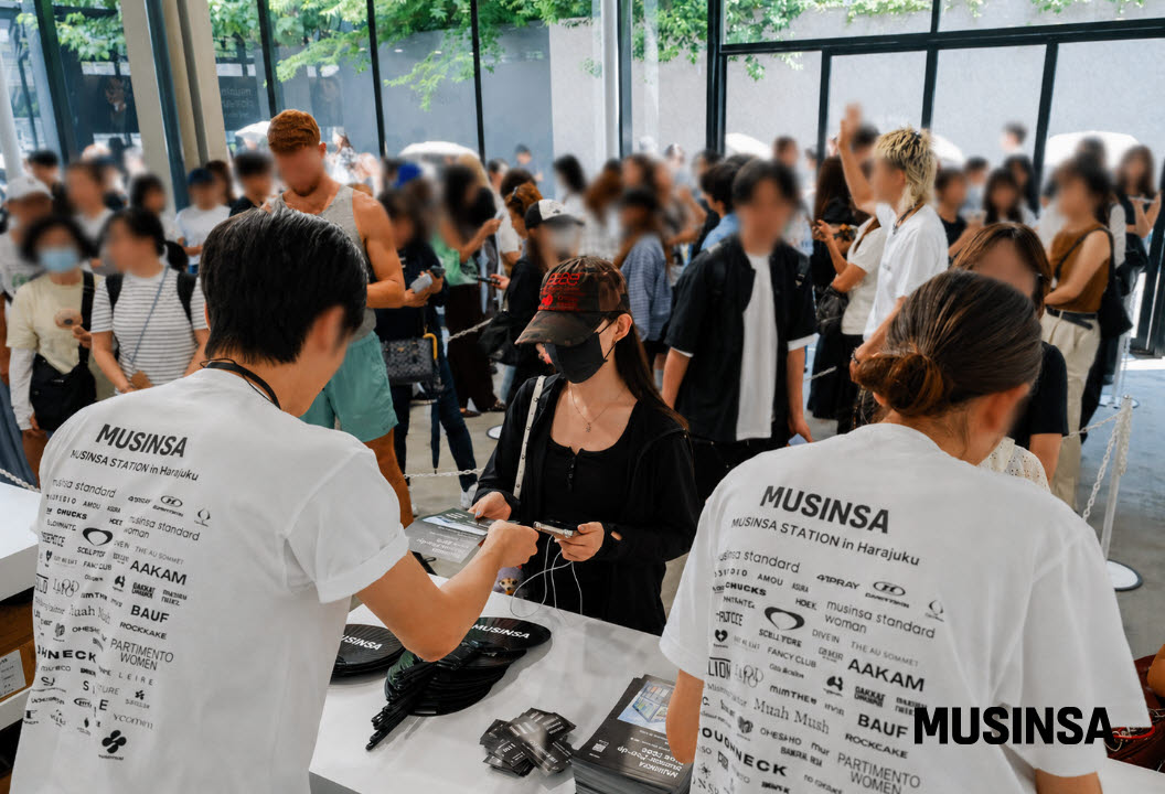 Harajuku Pop-up visitors