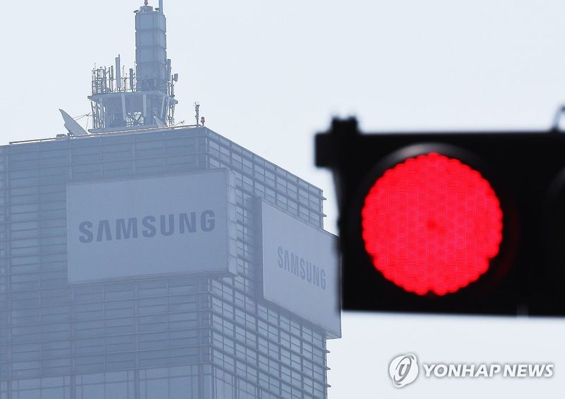 Samsung Electronics facing the intersection of a KOSPI slump and union strike risks