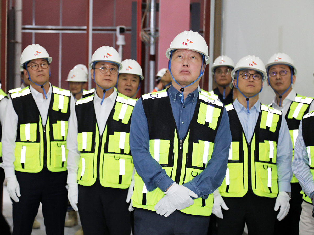 SK Group Chairman Chey Tae-won visiting the Ulsan AI Data Center construction site