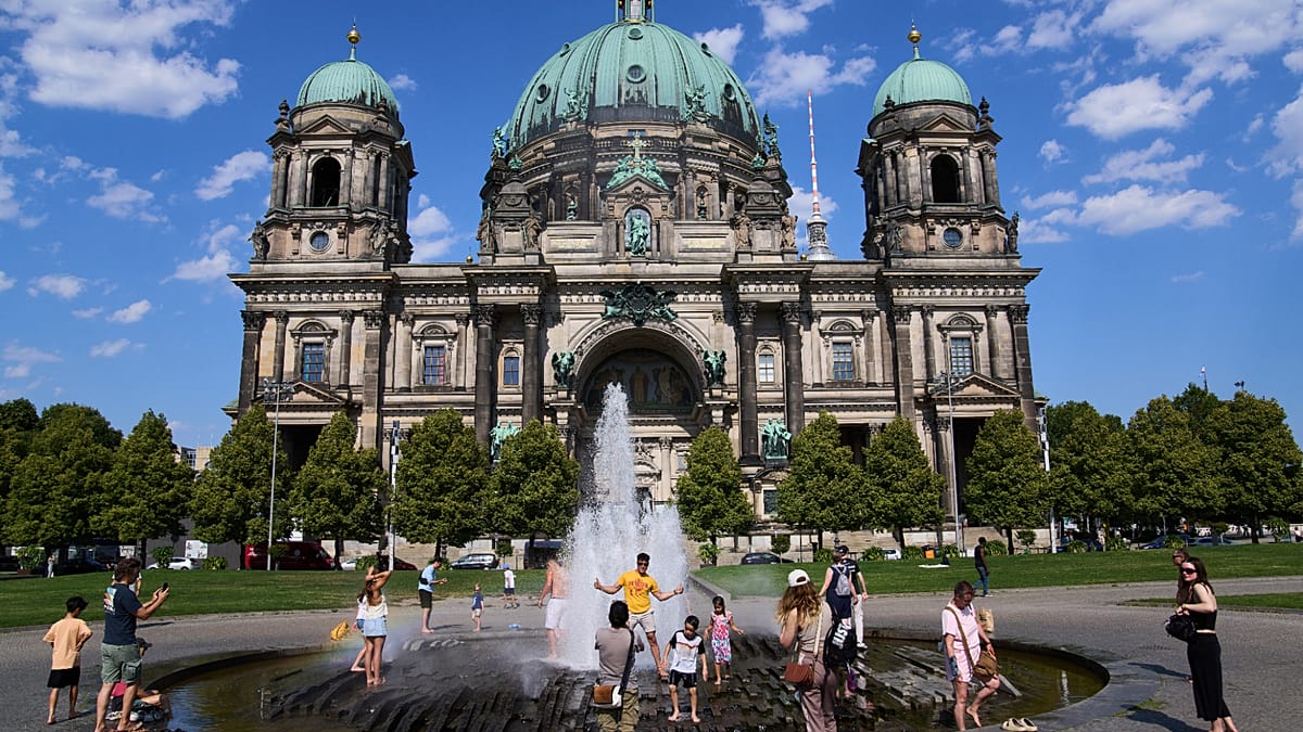 Placeholder image for the US travel warning for Germany