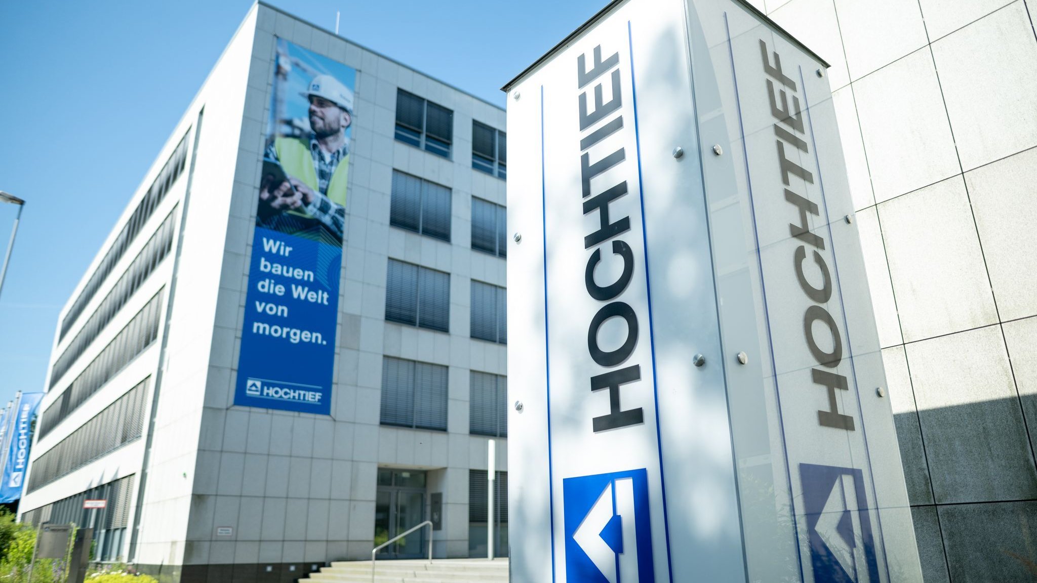 DAX 지수로 확장하는 건설 기업 Hochtief