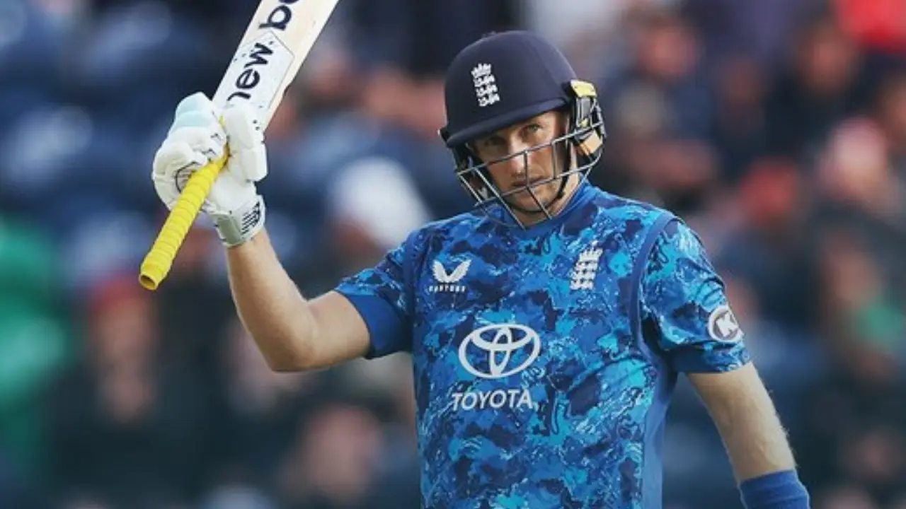Joe Root in action during England vs Sri Lanka first ODI