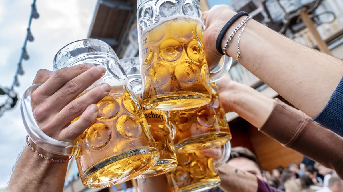Oktoberfest beer garden scene highlighting non-alcoholic beer prominence