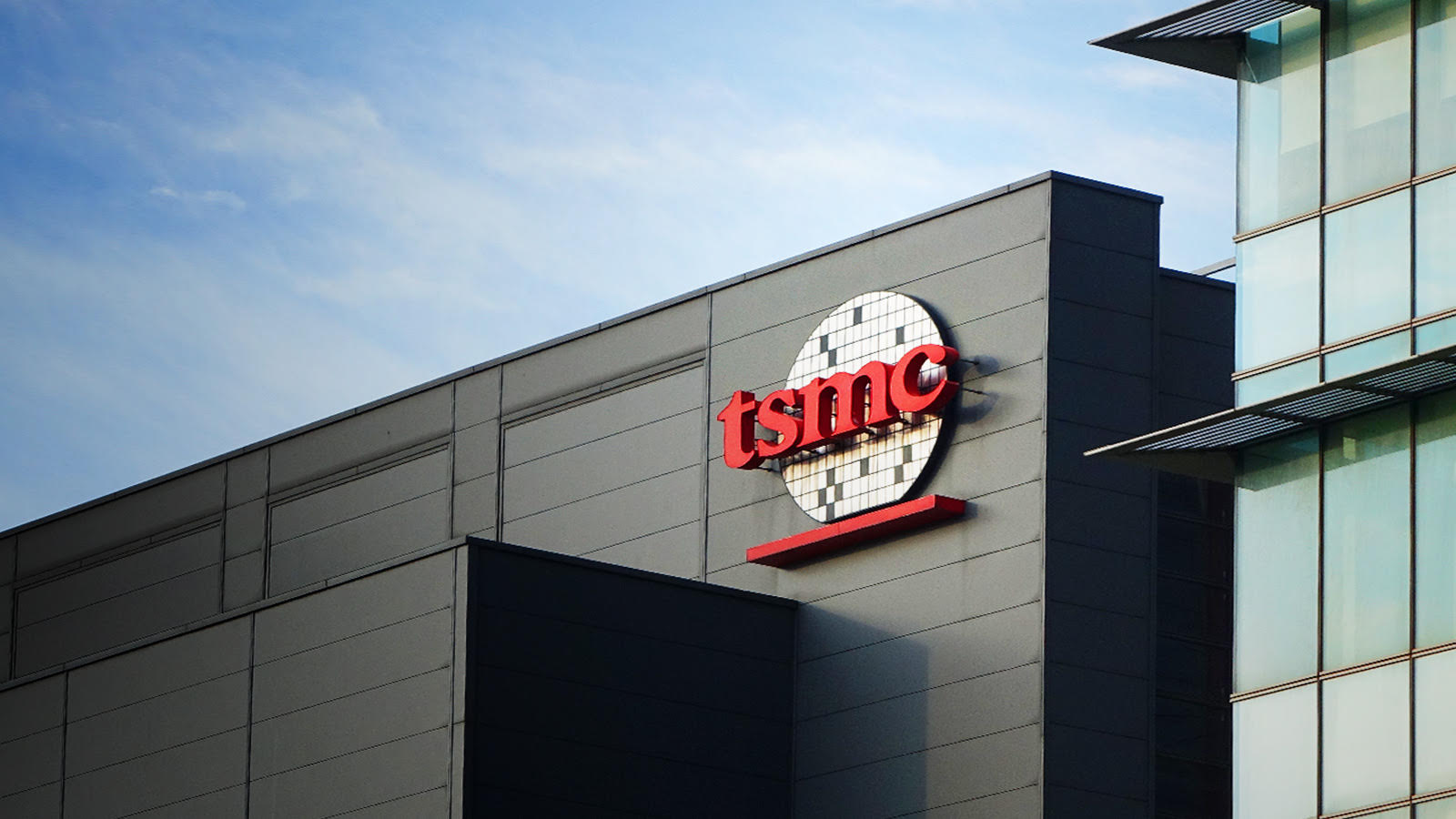 TSMC chip manufacturing wafer capacity metrics for advanced nodes
