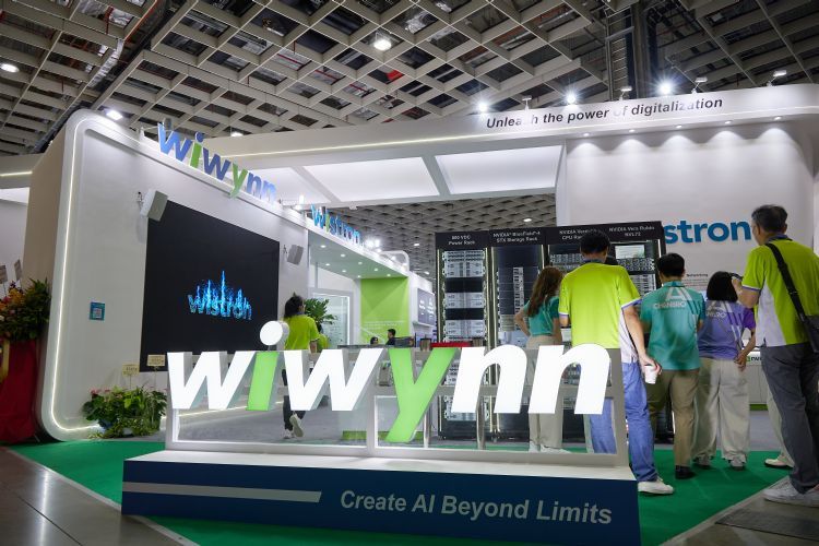 Wiwynn server assembly line
