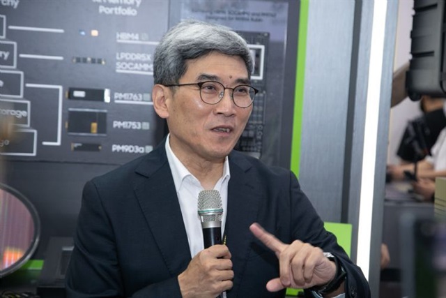 Samsung Electronics Today: KOSPI Hits Record High