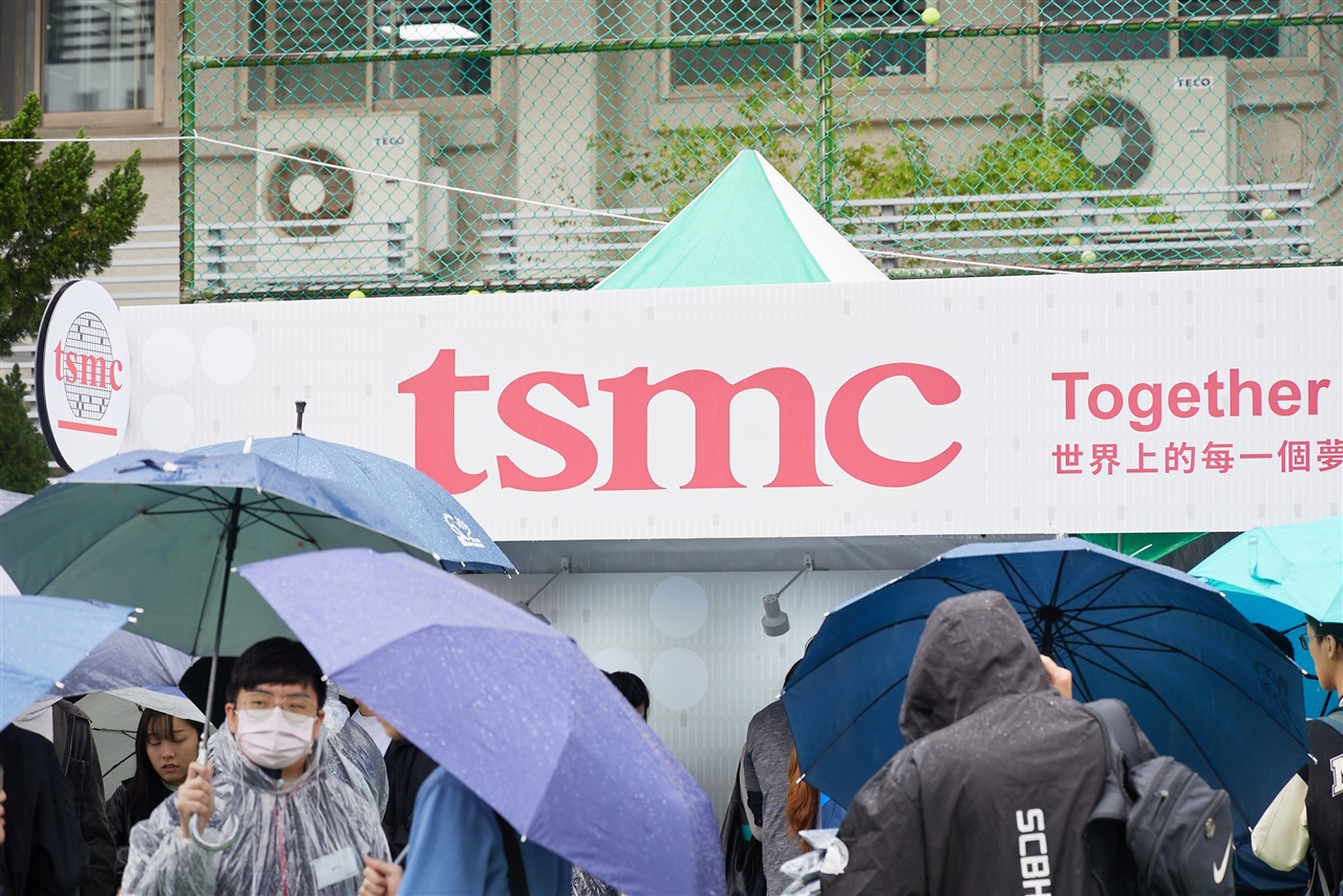 TSMC May 2026 revenue growth chart