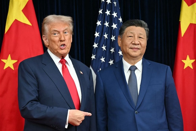 Tariff negotiations between US and Chinese officials showing trade relief packages