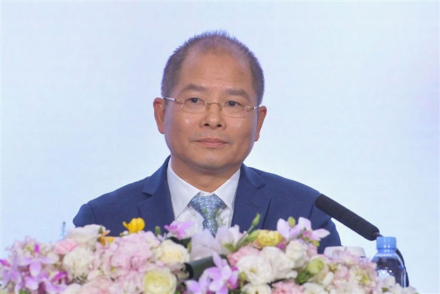 Huawei chairman Eric Xu at press conference discussing Ascend AI chip market dominance