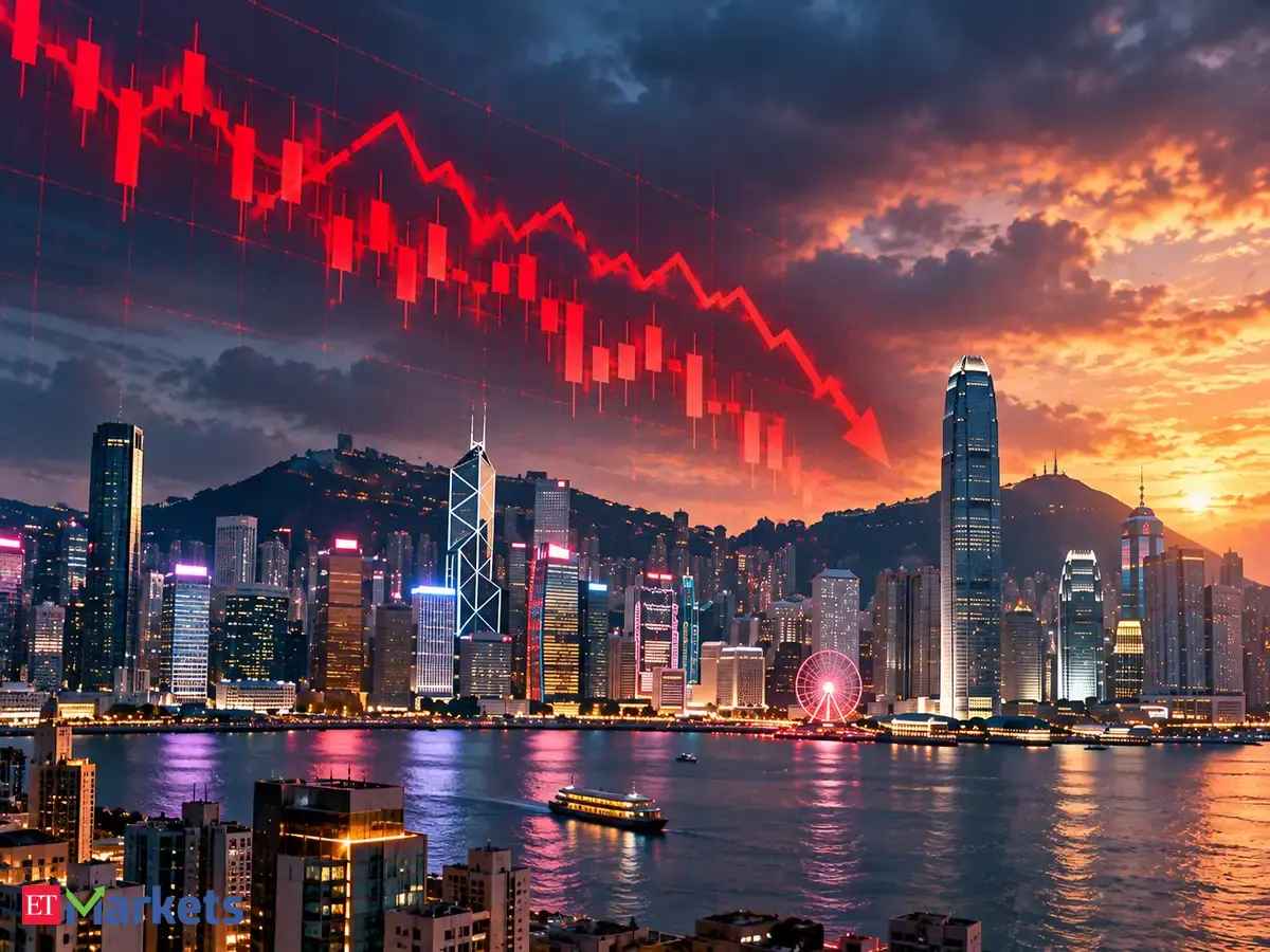 Real estate sector weakness marked by selling pressure on major developers during thin trading session
