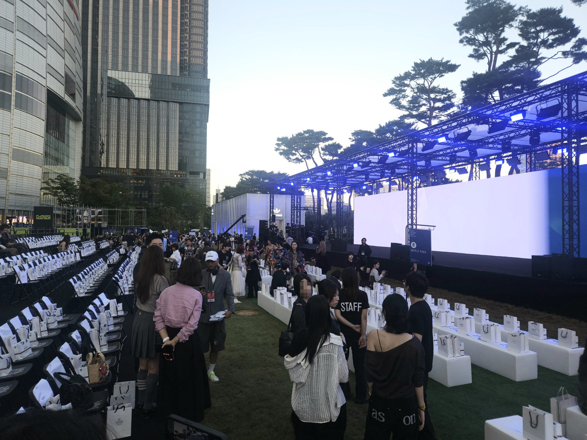 Seoul Fashion Week runway at Lotte World Tower
