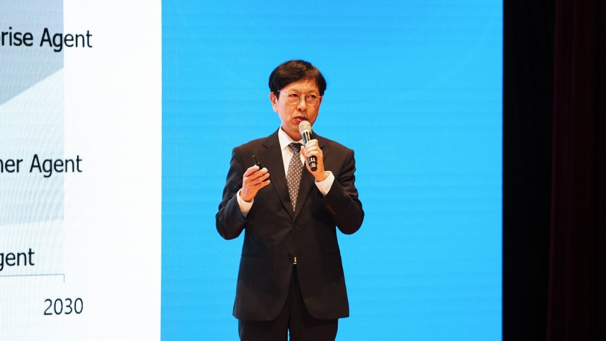 SK Hynix next-gen AI memory strategy image