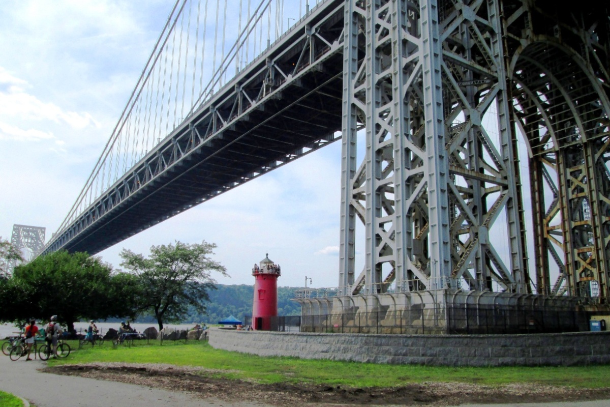 Manhattan's Little Red Lighthouse undergoing restoration
