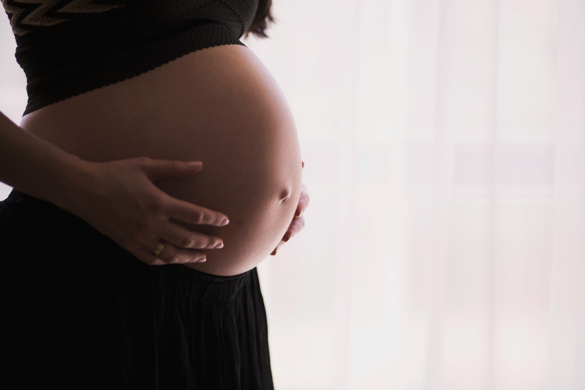 Home births rise in the US Midwest as maternity care options disappear