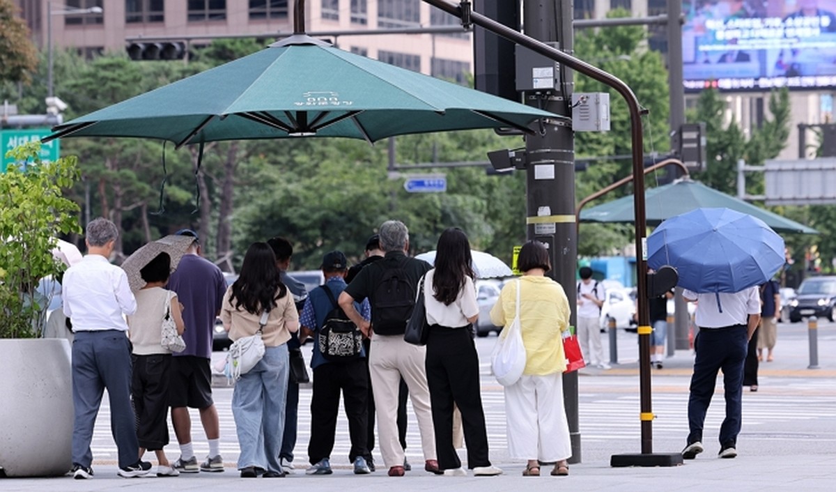 Image related to the government's heat wave policy announcement