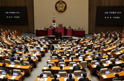 국회 본회의장에서 민생법안을 처리하는 모습