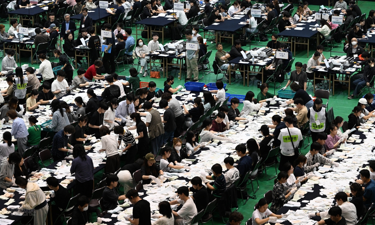서울 구청장 선거 개표 현장