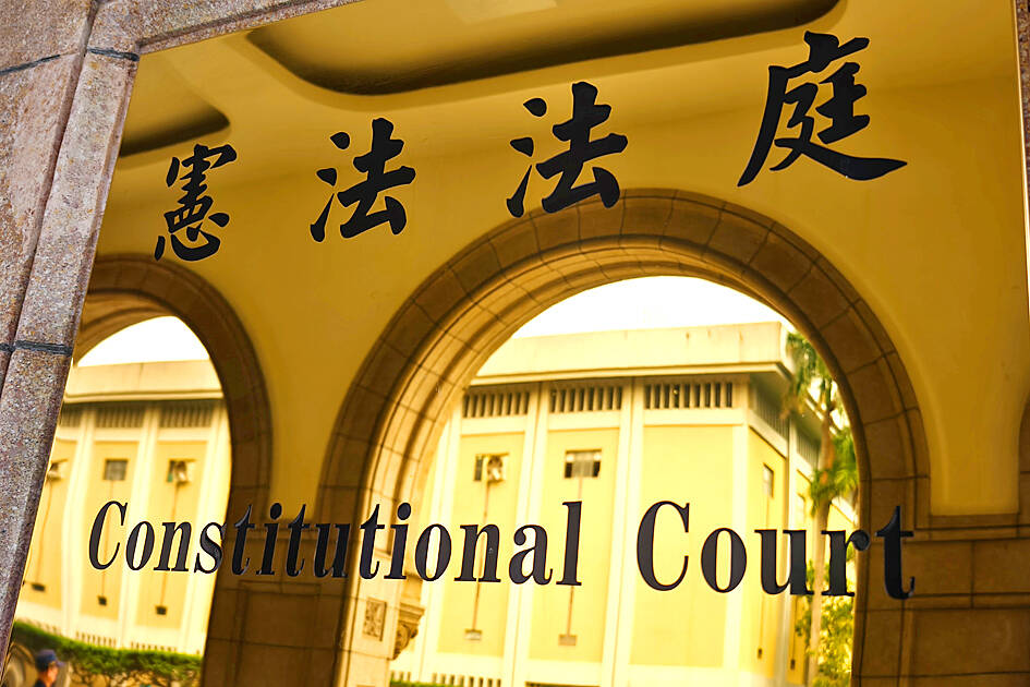 DPP criticism of KMT referendum rule