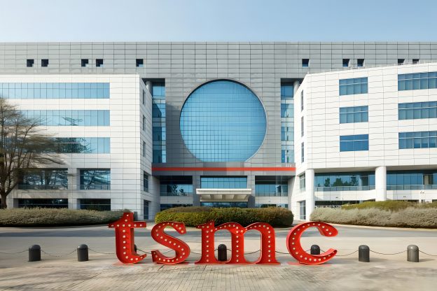 TSMC chip wafer representing 3nm capacity expansion plans
