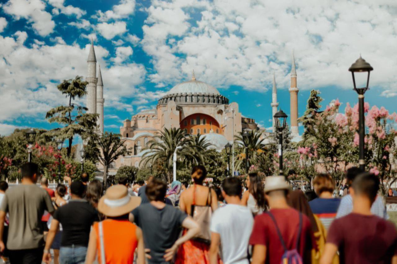 Türkiye's tourism revenue targets