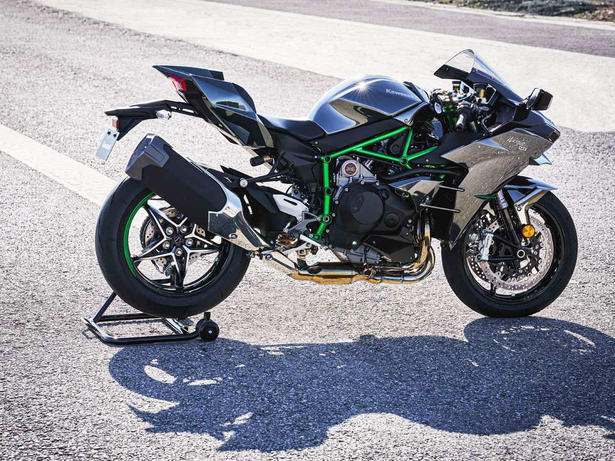 Kawasaki Ninja H2 CARBON 2027 Model
