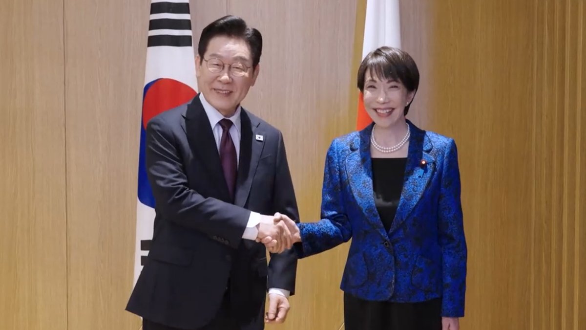 Yonhapnews coverage image of the South Korea-Japan shuttle summit in Andong