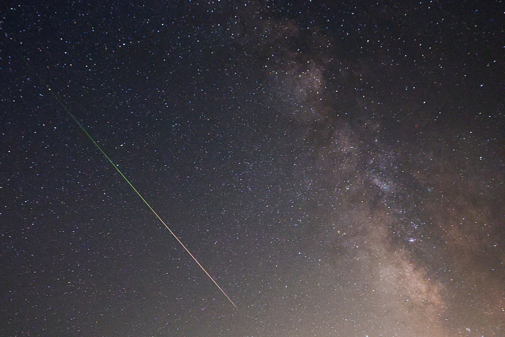 Epsilon Perseid meteor shower illustration