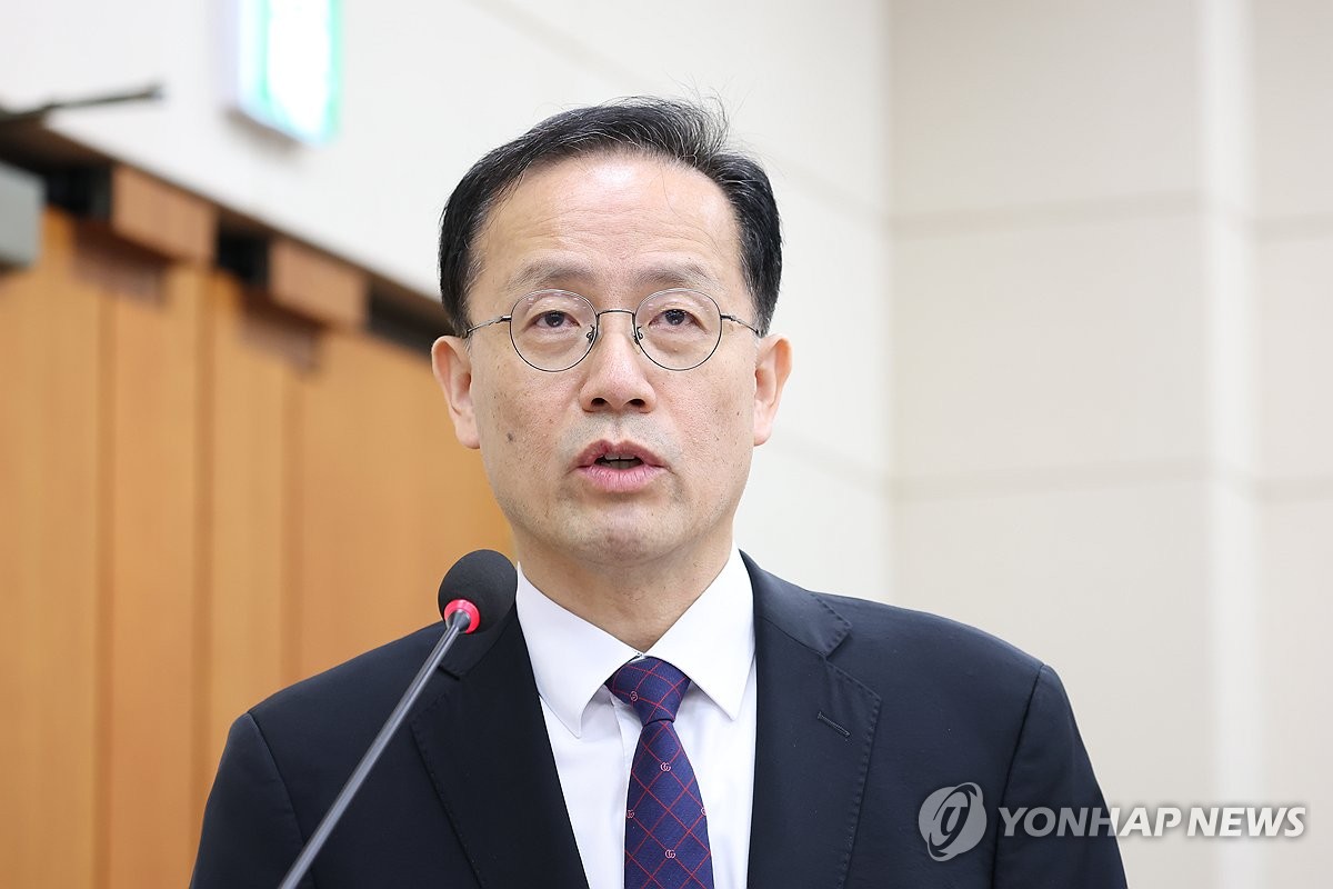 Lee Hyoung-il at confirmation hearing