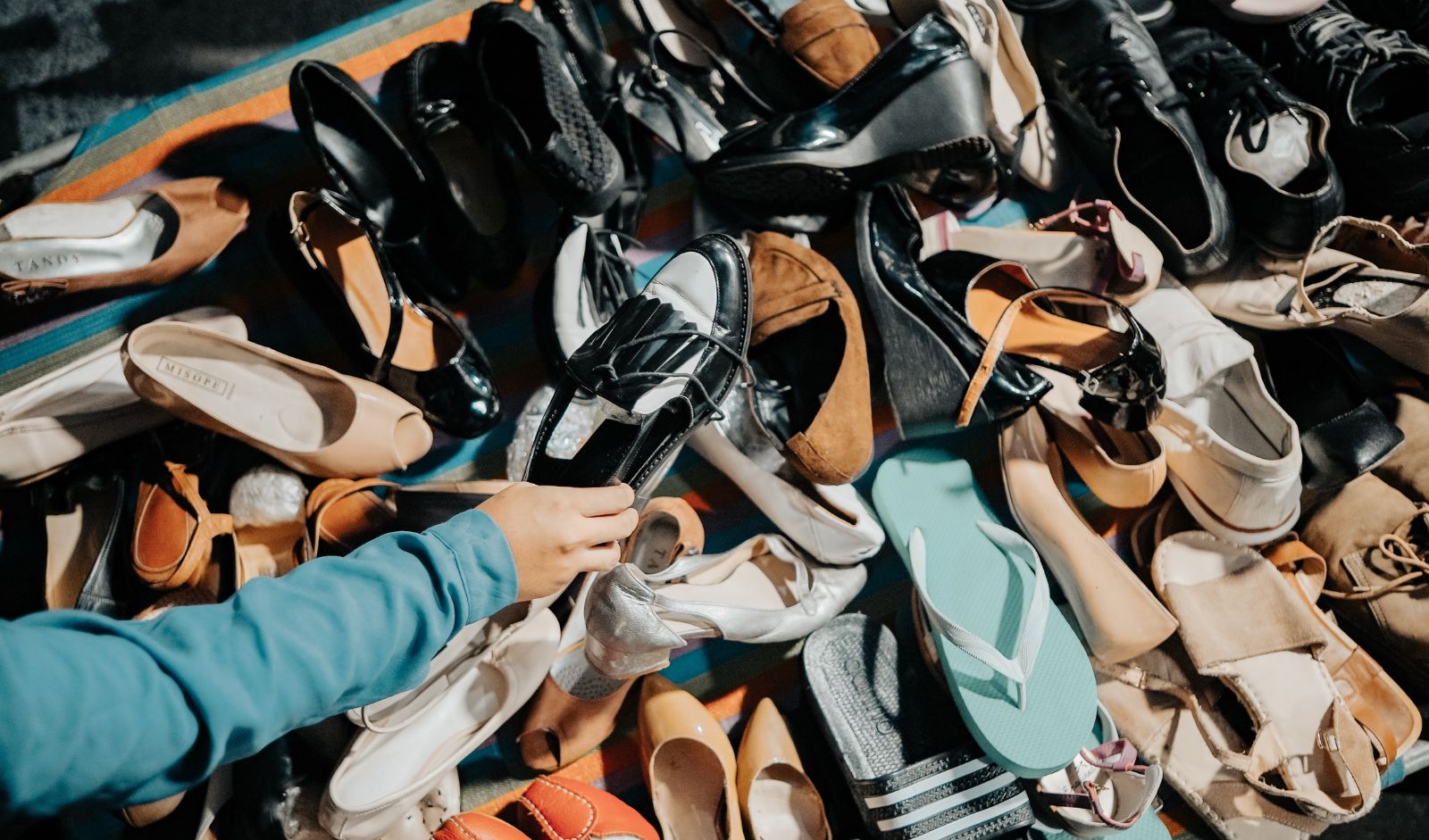 Innovative footwear design integrating fashion and technology