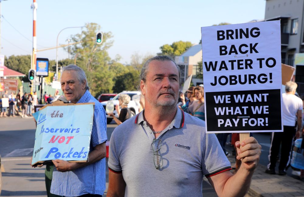 Johannesburg residents facing water and electricity failures