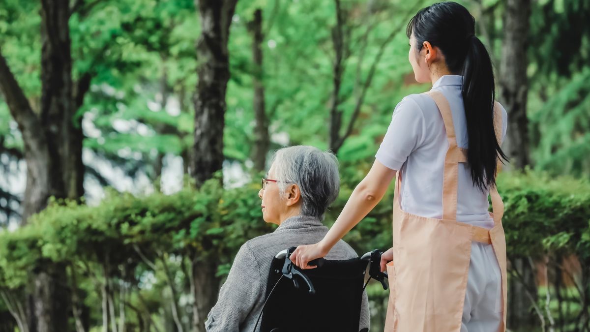 A policy workshop discussing nursing workforce strategies in Japan