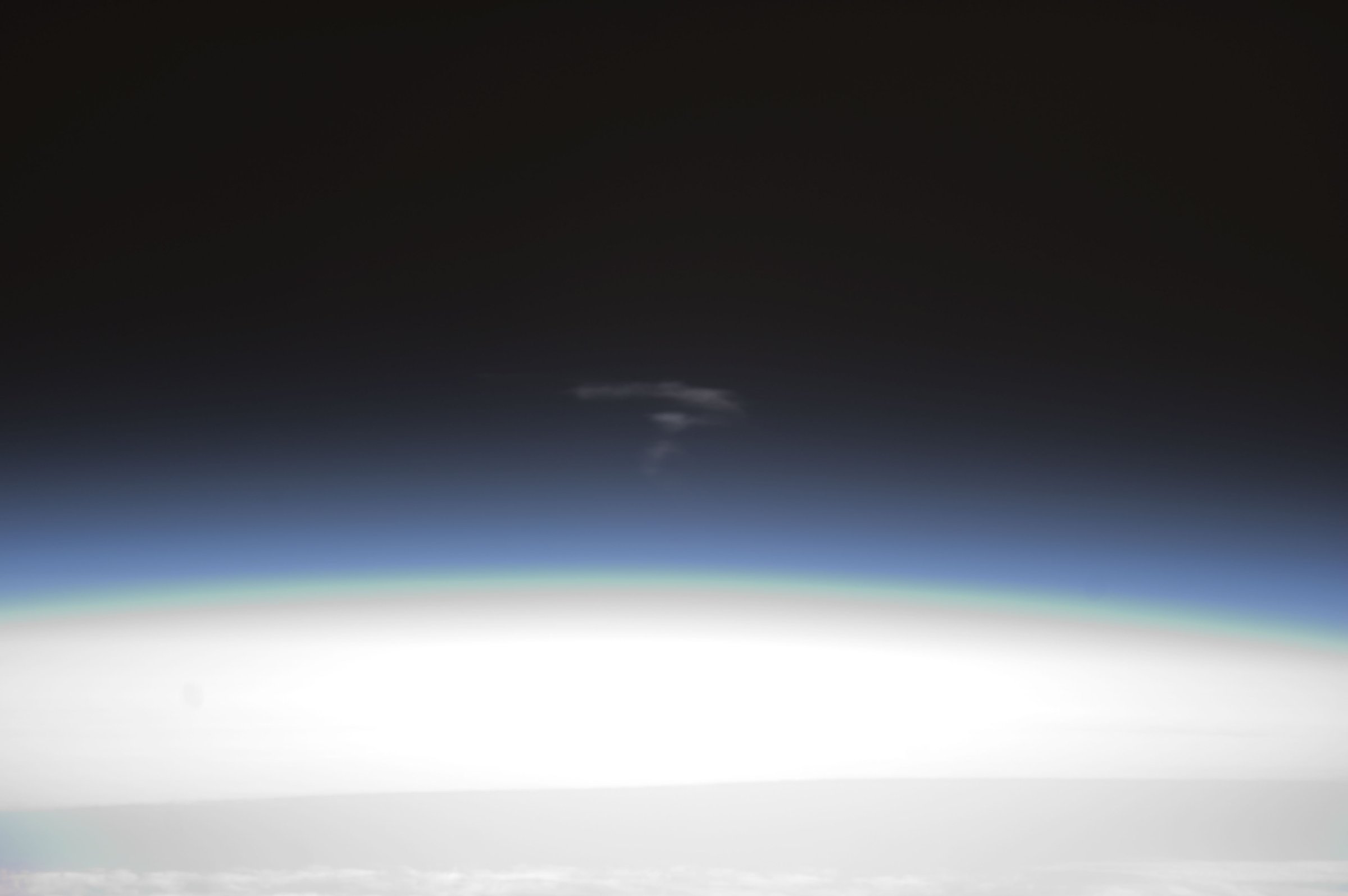 Chart showing ten 2026 satellite re-entries ranked by mass