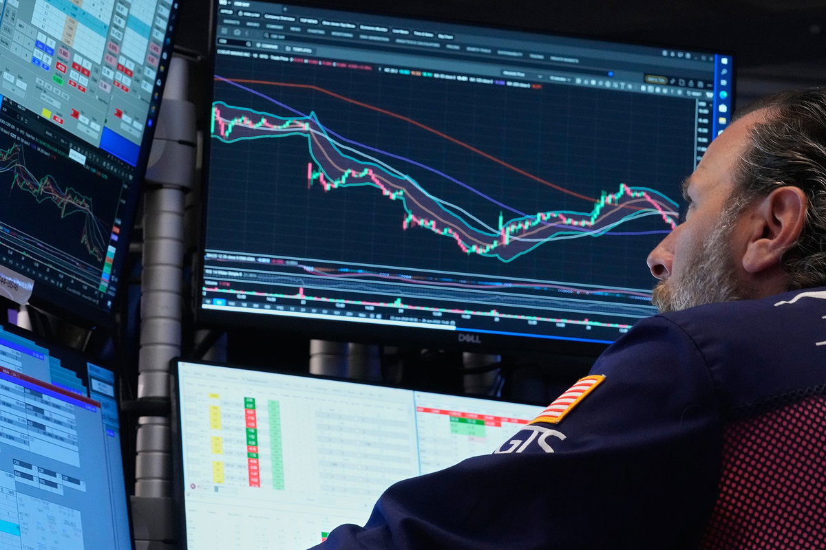 Chipmakers outshine Big Tech in AI rally