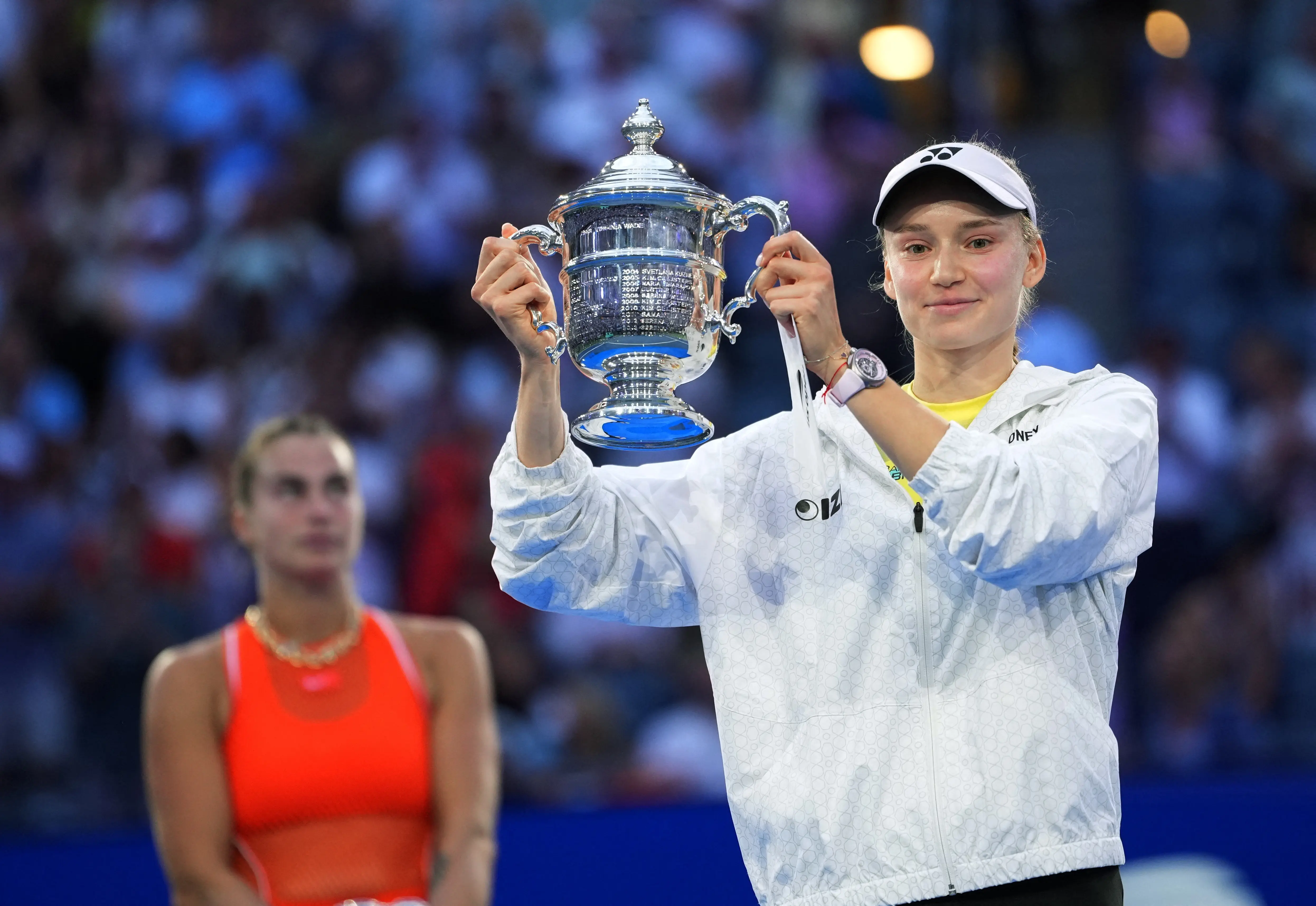 Rybakina holding the US Open trophy