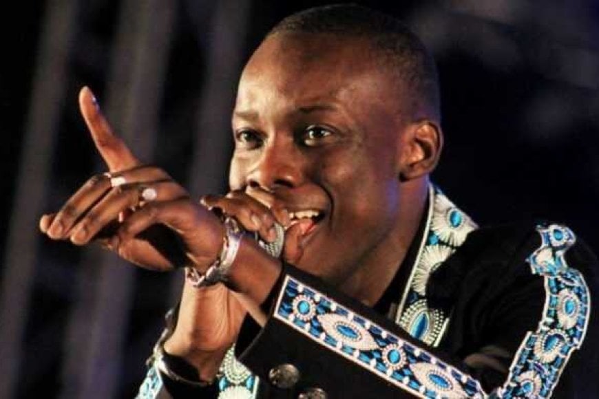 Sidiki Diabaté live on stage
