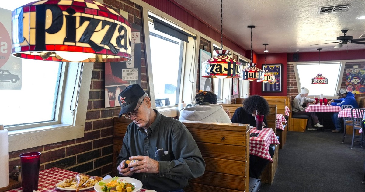 Pizza Hut Classic retro restaurant revival featuring 80s and 90s aesthetic