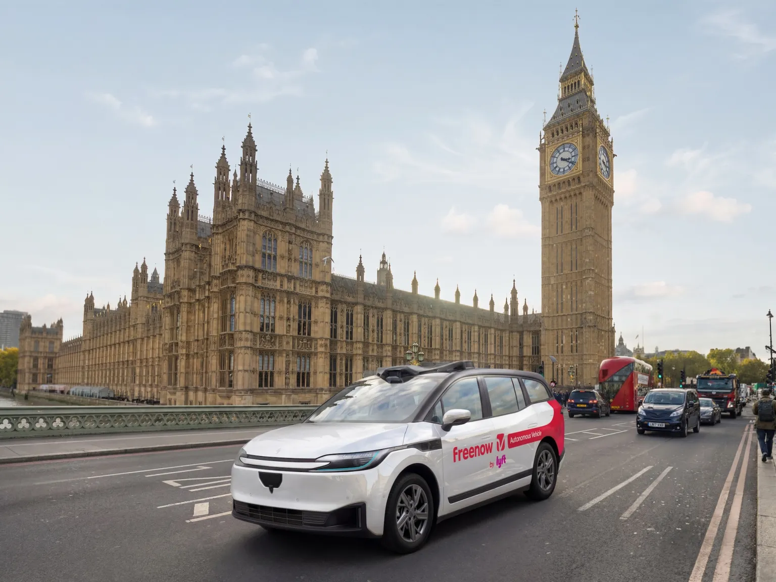 Baidu RT6 robotaxi in London