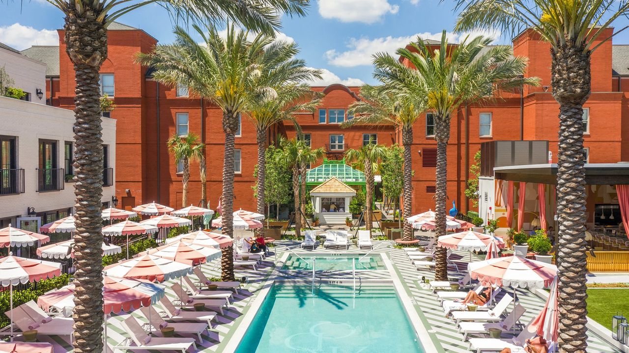 Savannah pet-friendly hotel image