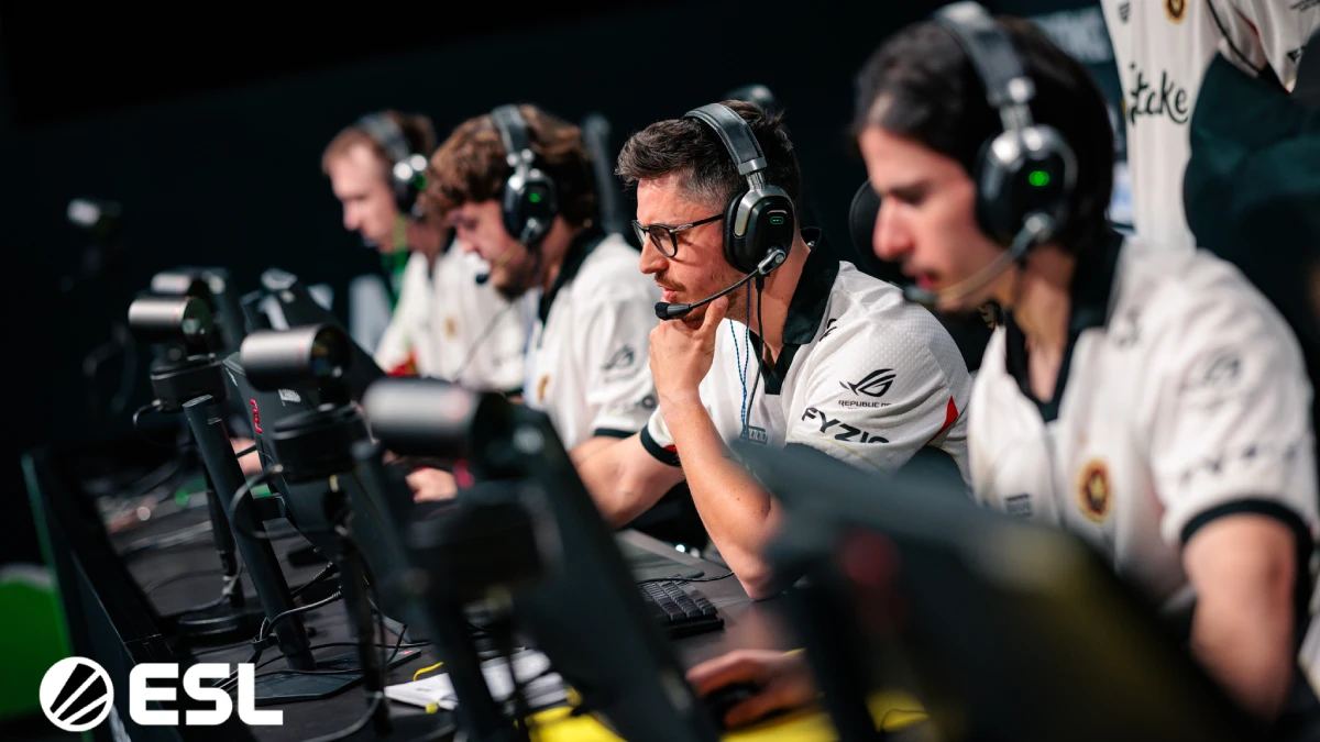 CS2 ESL Pro League Season 24 Vitality Team Photo