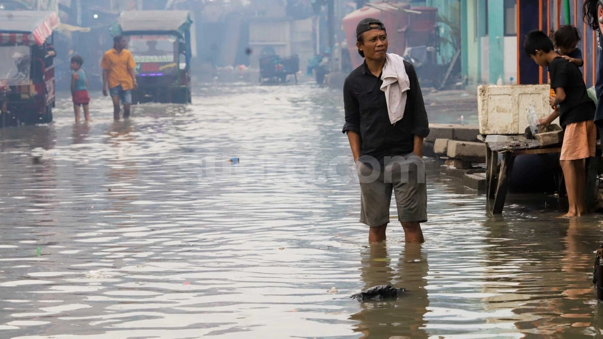 Illustration of tidal flooding in North Jakarta