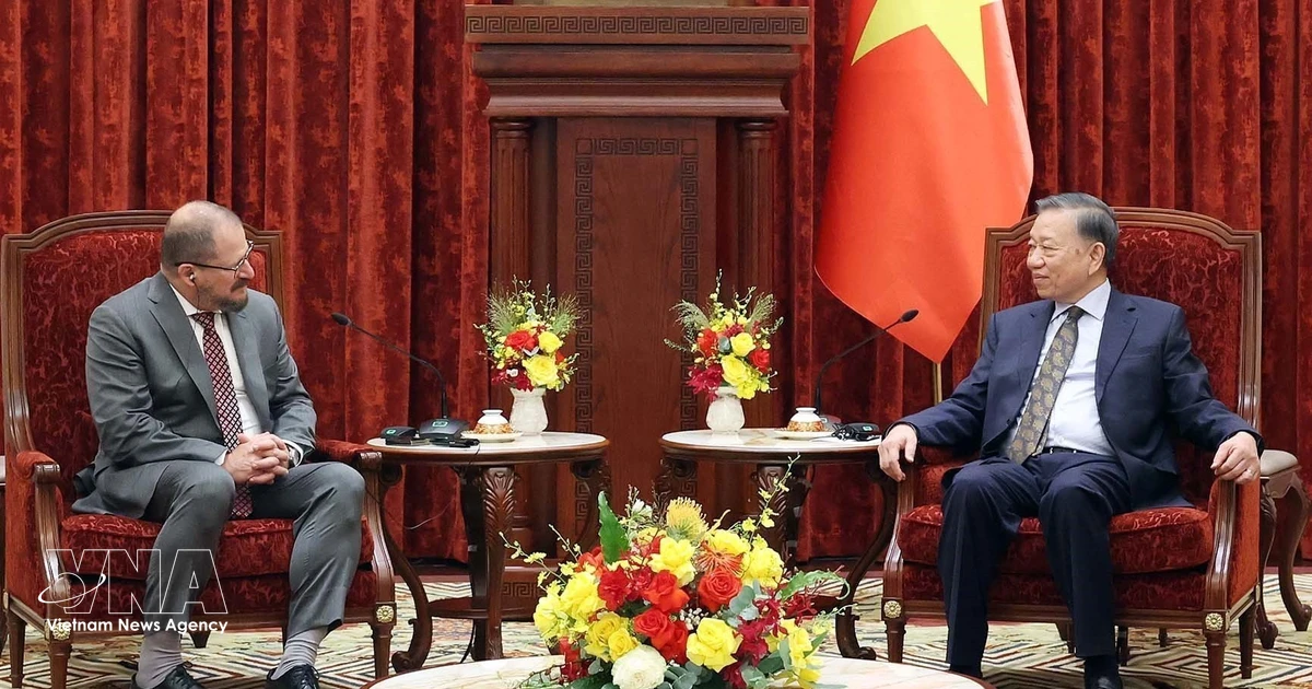 Vietnam welcomes US tech companies' long-term operations
