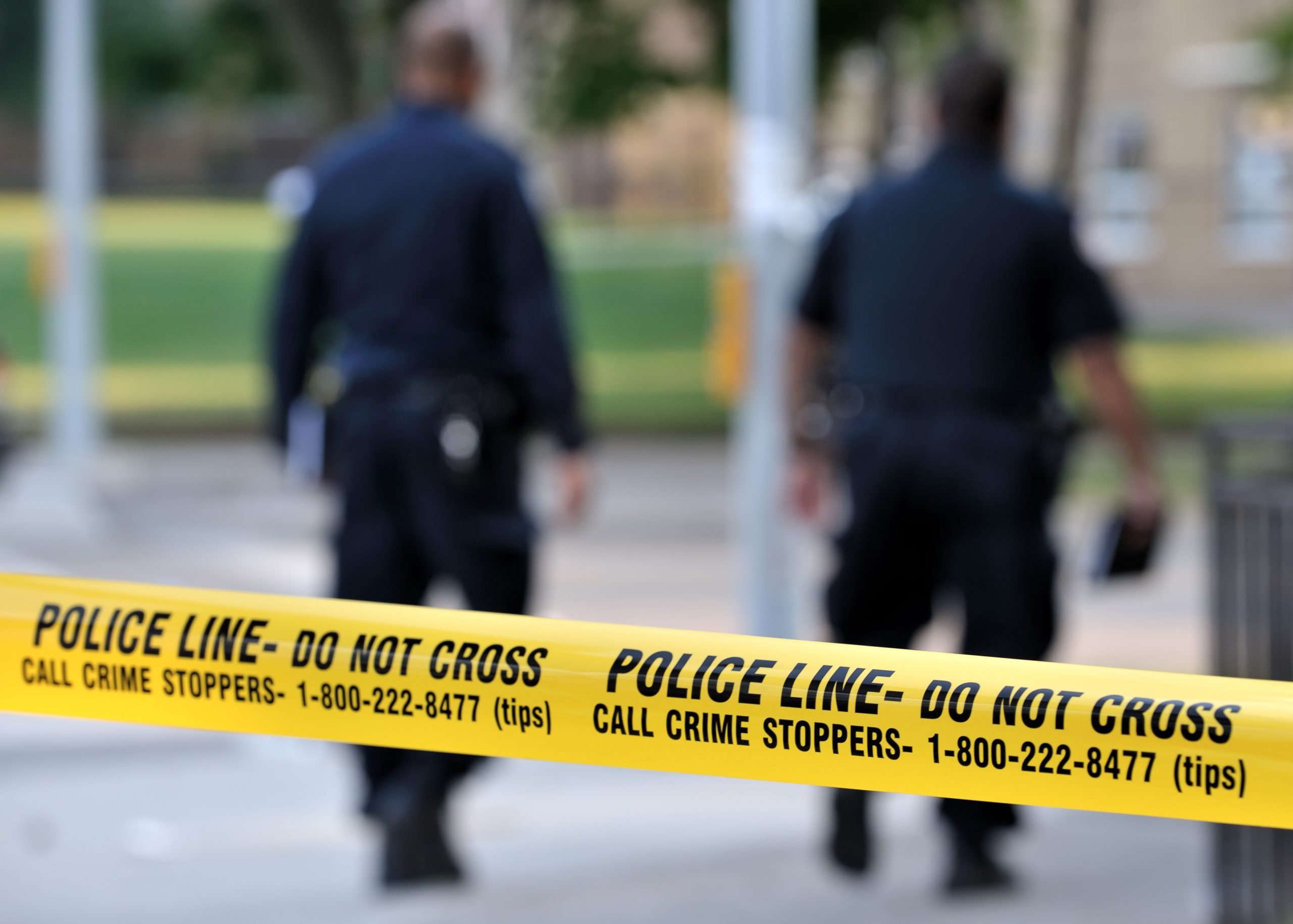 Sheriff's homicide detectives investigate fatal shooting in Lancaster