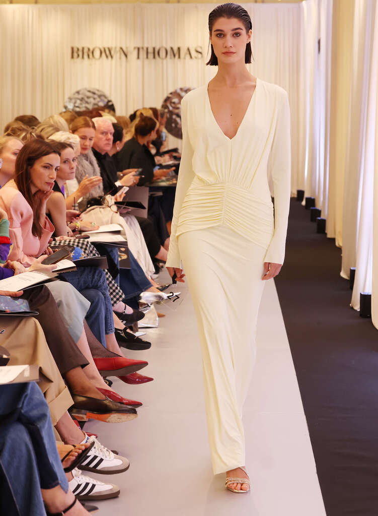 Featured October wedding trends and styling inspiration