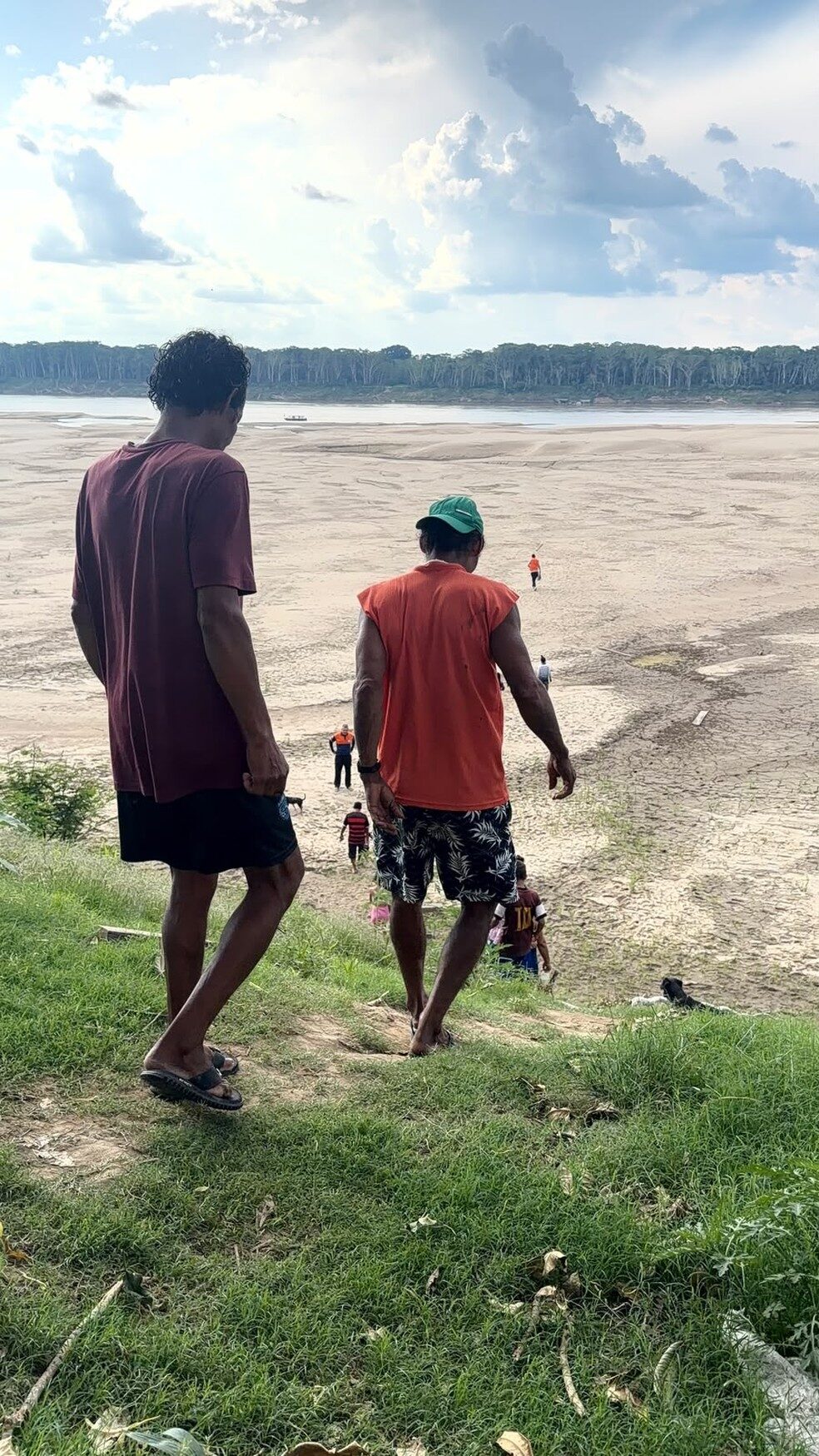 Rio Madeira riverbed exposed as sand during severe drought in Porto Velho