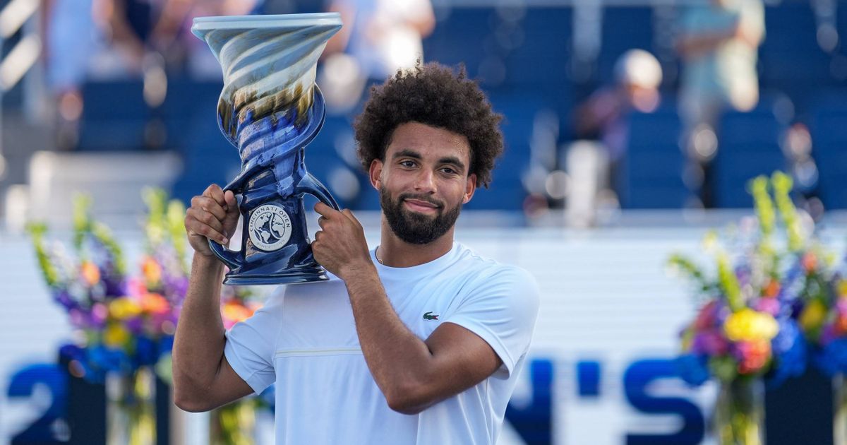 Arthur Fils, who enters the ATP Top 10 this week, has to play Tokyo qualifying