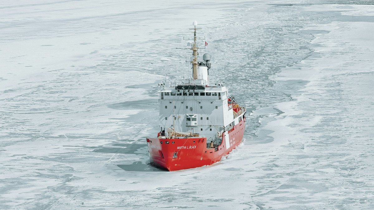 Map or infrastructure related to Arctic shipping